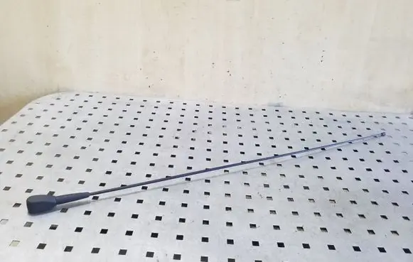 Nissan NV400 Aerial GPS antenna 