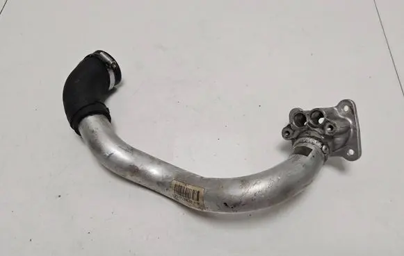 BMW 5 E60 E61 Engine coolant pipe/hose 7560530 3017186 290709