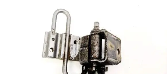 Audi A4 S4 B6 8E 8H Rear door lower hinge 8E0833411