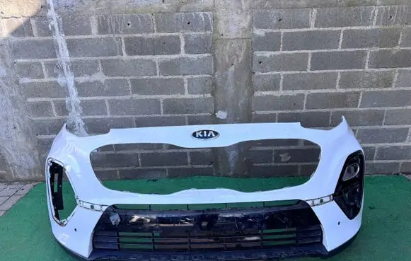 KIA Sportage Front bumper 