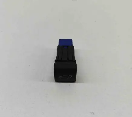 Toyota RAV 4 (XA50) Tailgate/boot open switch button 8496642010