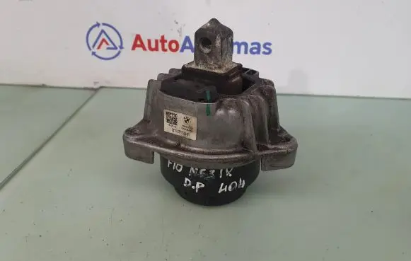 BMW 5 F10 F11 Engine mount bracket 6777374 22116777374 22116797184