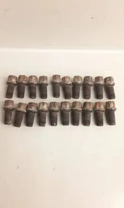 Volkswagen Caddy Nuts/bolts 