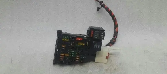 Audi A3 S3 8V Fuse module 5Q0937615C