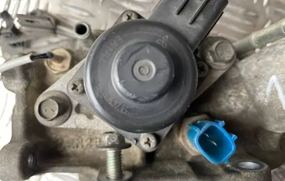 Nissan Qashqai EGR valve 14710ED00A MR20