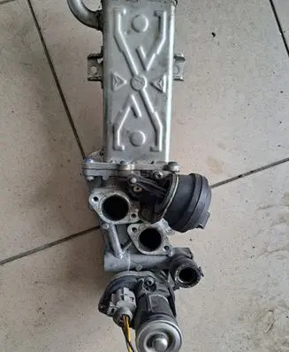 Volkswagen PASSAT B7 EGR valve 11725505 0280751016