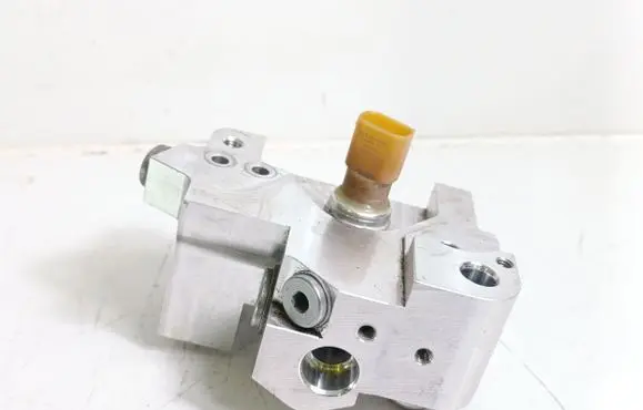 Jaguar I-Pace Air conditioning (A/C) expansion valve JPLA8D314AA