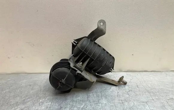 BMW 5 E60 E61 Vacuum air tank 2247620 62440410 7799790
