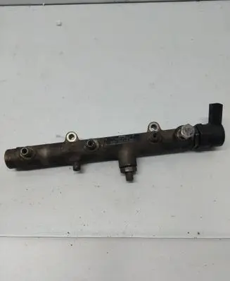 Volkswagen Touareg I Fuel main line pipe 059130090J F00R001823