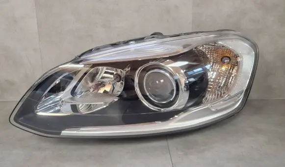 Volvo XC60 Headlight/headlamp 31395896 89907801 Y413RSA