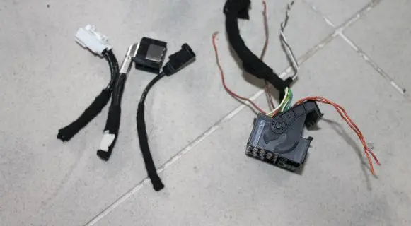 Audi A4 S4 B8 8K Sound system wiring loom 3B7035444A 8T2035186P