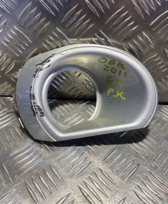 Subaru Outback Front fog light trim/grill