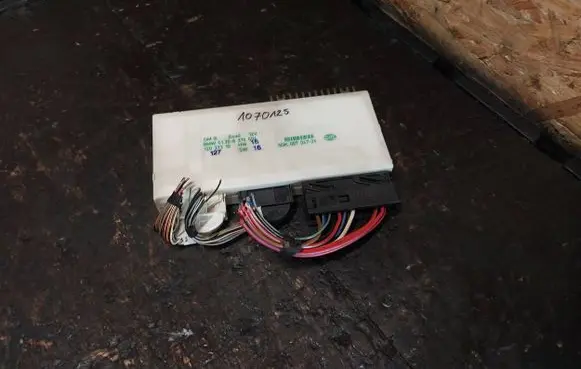 BMW 5 E39 Comfort/convenience module 8376694 61358376694