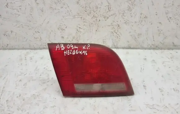 Audi A3 S3 8P Tailgate rear/tail lights 8P4945093C