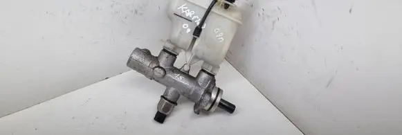 KIA Carens II Master brake cylinder