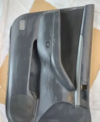 Toyota Avensis T250 Front door card panel trim