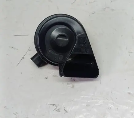 Volkswagen PASSAT CC Horn signal 9E0101BB 150922