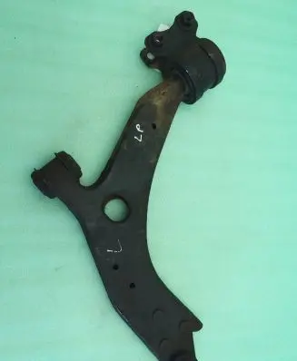 Ford Kuga I Front control arm 8V413A42AB