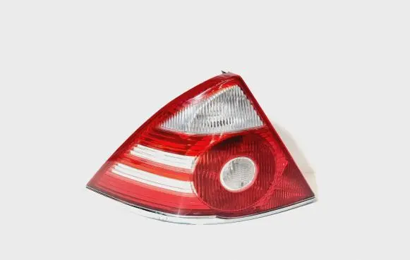 Ford Mondeo Mk III Rear/tail lights 1S7113405A 1S7113405