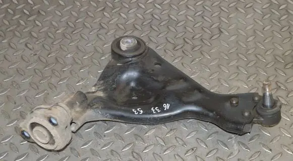 Mercedes-Benz Vito Viano W447 Front lower control arm/wishbone