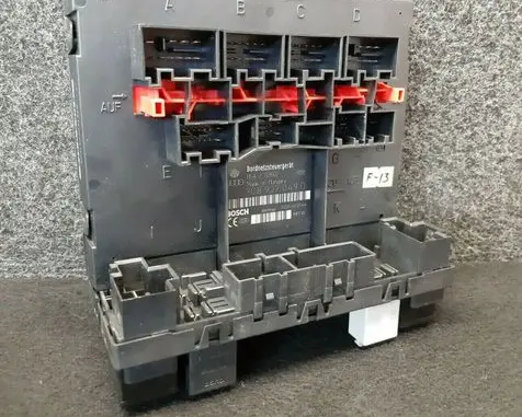 Volkswagen PASSAT B6 Comfort/convenience module 3C8937049D
