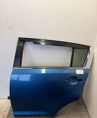 KIA Sportage Rear door 