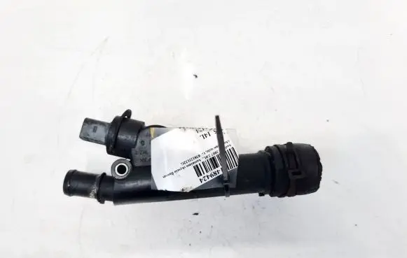 Audi A6 S6 C6 4F Engine coolant pipe/hose 038121132G