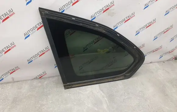 BMW X1 F48 F49 Rear side window 7406871 51377406871 AS3