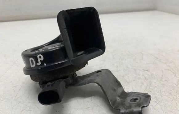 Volkswagen Golf VI Horn signal 1K0951182G A046466