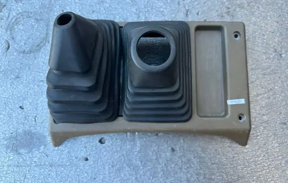 Mitsubishi Pajero Gear selector MB736265 MB603172