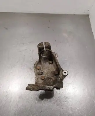 BMW 1 E81 E87 Front wheel hub spindle knuckle 6764444