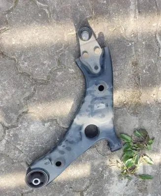 Hyundai Santa Fe Front lower control arm/wishbone