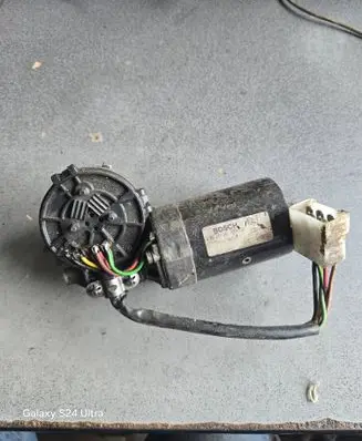 Mercedes-Benz Sprinter W901 W902 W903 W904 Wiper motor 0390241345