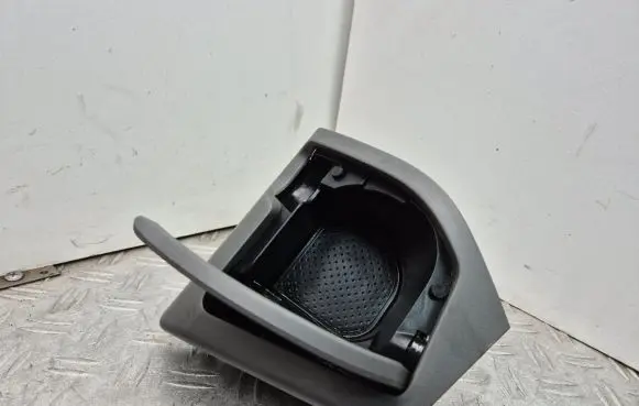 Nissan X-Trail T31 Cup holder front 68430JG00A