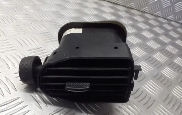 Mercedes-Benz A W168 Dashboard side air vent grill/cover trim A1688300154