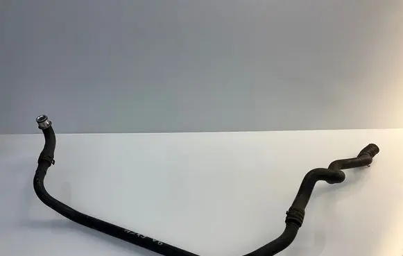 Mercedes-Benz CLS C219 Engine coolant pipe/hose A2115001972 2115001972