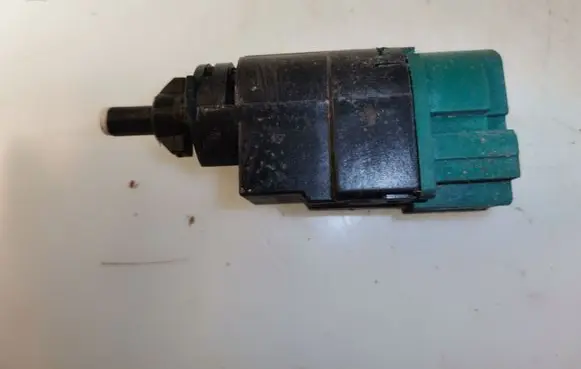 Renault Trafic III (X82) Brake pedal sensor switch 253203383R