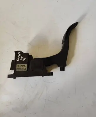 Volkswagen Lupo Accelerator throttle pedal 0281002322 188200432YB3 6N1721503D