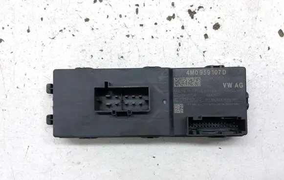 Audi A4 S4 B9 8W Tailgate/trunk control unit/module 4M0959107D 4M0959107A A2C73762522