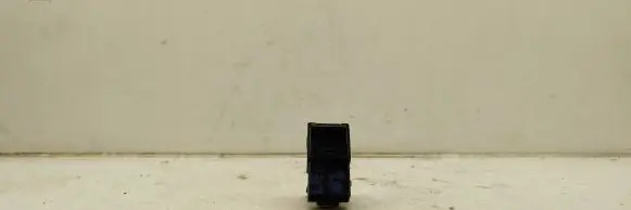 Subaru Legacy Hazard warning light relay E13020301