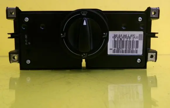 Seat Cordoba (6K) Interior fan control switch 69352202