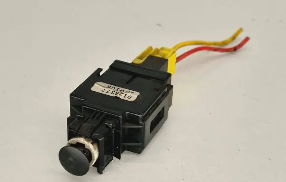Brake pedal sensor switch