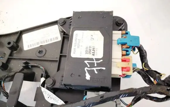 Cadillac CTS Comfort/convenience module 25744802