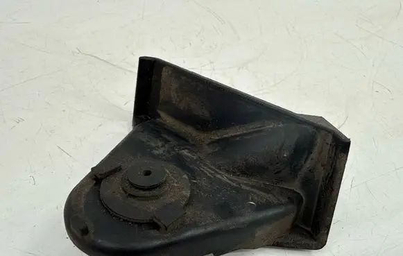 Volkswagen PASSAT B6 Other engine bay part 3C1823755C