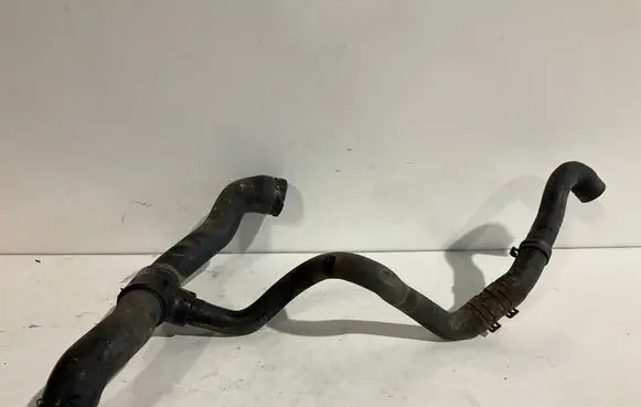 Mercedes-Benz CLK A209 C209 Engine coolant pipe/hose