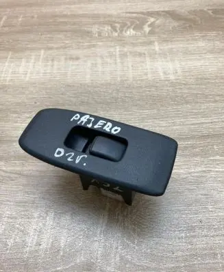 Mitsubishi Pajero Electric window control switch MR445659 MR444892