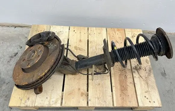 Volvo V60 Front shock absorber with coil spring 31262902