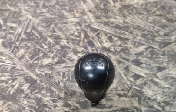 Honda Element Gear lever shifter trim leather/knob 
