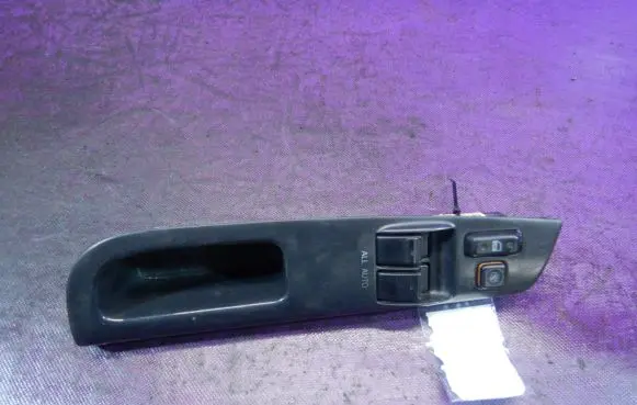 Toyota Corolla E120 E130 Quarter vent window switch 8480202281B0