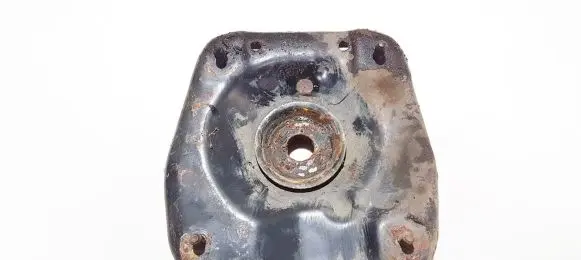 Renault Espace II Coil spring mount 